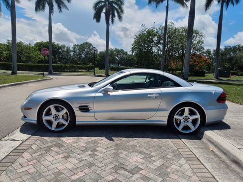 Used 2007 Mercedes-Benz SL 55 AMG image 32