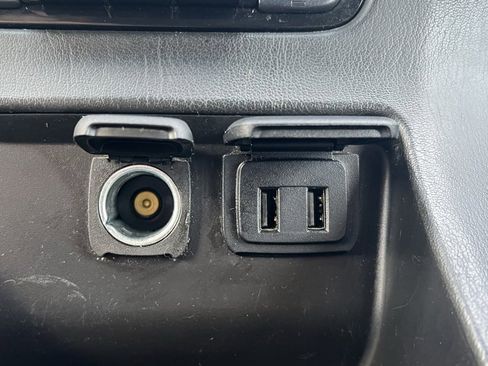 Used 2020 Chevrolet Tahoe LS w/ Enhanced Driver Alert Package image 32