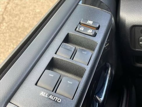 Used 2024 Toyota 4Runner TRD Off-Road AWD/4WD image 19