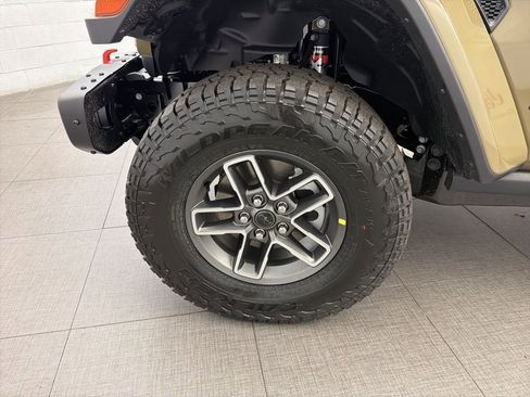 New 2026 Jeep Gladiator Mojave AWD/4WD image 8