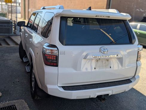 Used 2017 Toyota 4Runner SR5 image 11