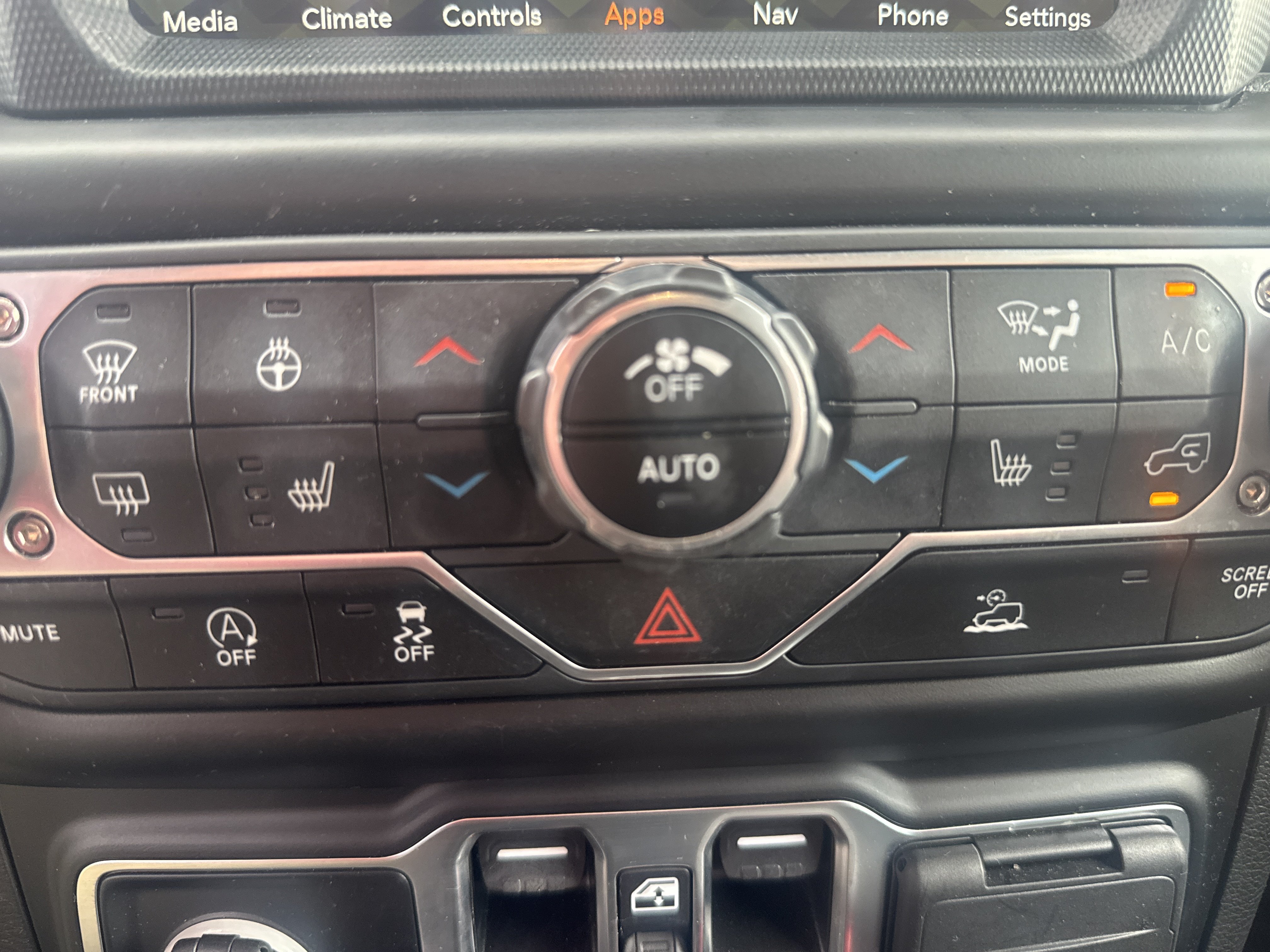 Used 2022 Jeep Gladiator Sport AWD/4WD image 29