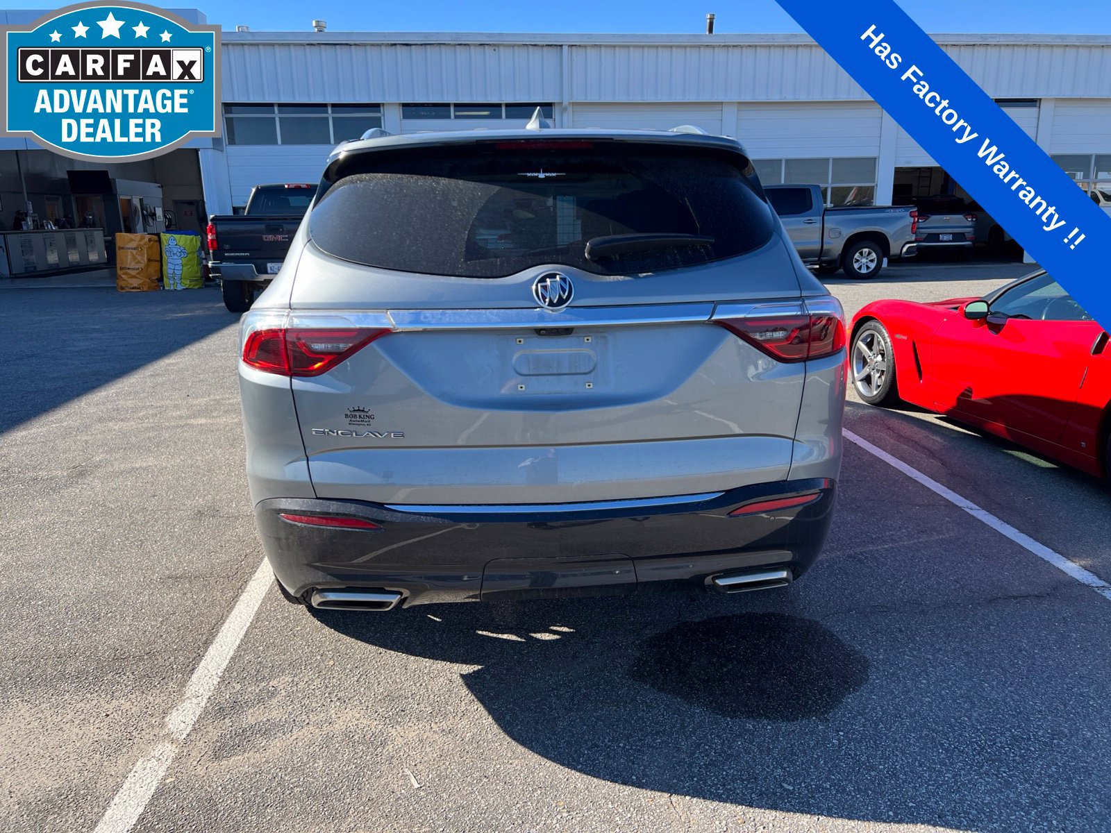 Used 2023 Buick Enclave Premium w/ Experience Buick Package FWD image 4