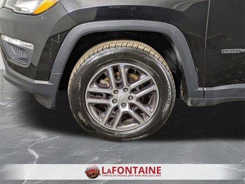 Used 2018 Jeep Compass Latitude w/ Popular Equipment Group image 28