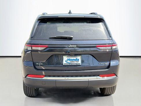 Used 2023 Jeep Grand Cherokee Limited AWD/4WD image 6
