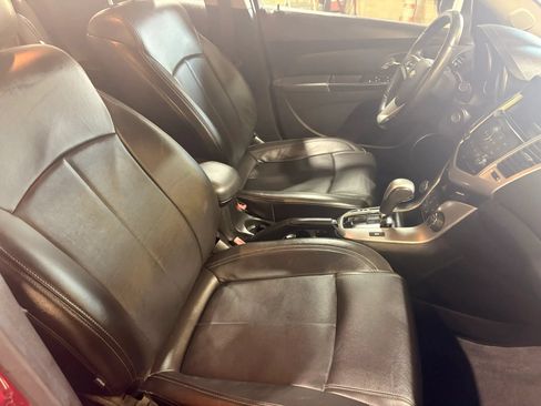 Used 2011 Chevrolet Cruze LT FWD image 18