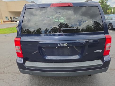 Used 2015 Jeep Patriot High Altitude FWD image 5