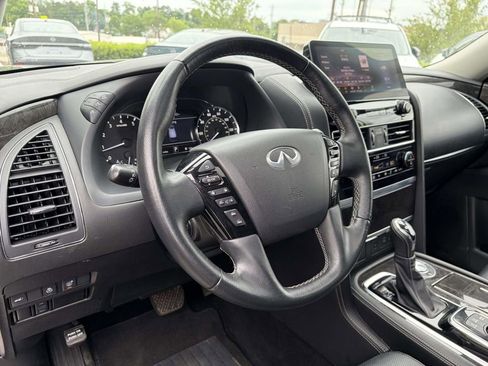 Used 2024 INFINITI QX80 Luxe RWD image 18
