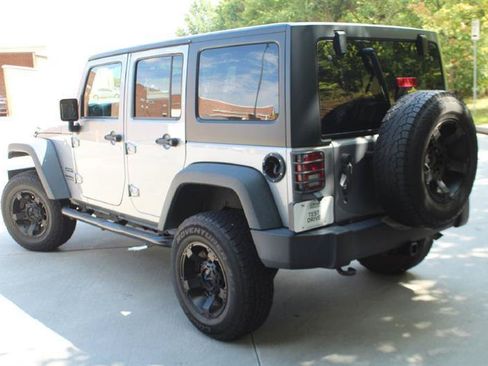 Used 2016 Jeep Wrangler Unlimited Sport w/ Quick Order Package 24S AWD/4WD image 6