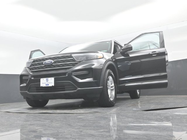 Certified 2023 Ford Explorer XLT AWD/4WD image 32