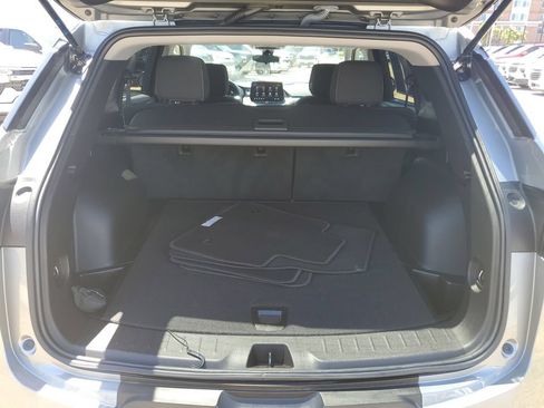 Used 2023 Chevrolet Blazer LT w/ Driver Confidence Package FWD image 9