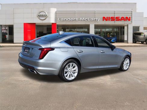 Used 2025 Cadillac CT5 Premium Luxury image 3