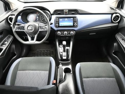 Used 2024 Nissan Versa SV FWD image 10