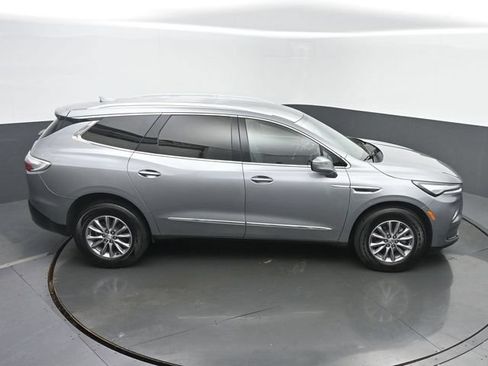 Used 2023 Buick Enclave Essence AWD/4WD image 48