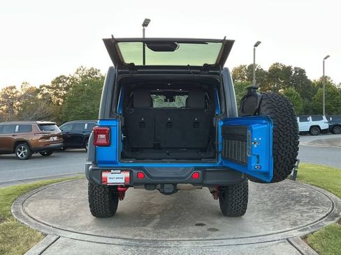 Used 2024 Jeep Wrangler Unlimited Rubicon AWD/4WD image 21