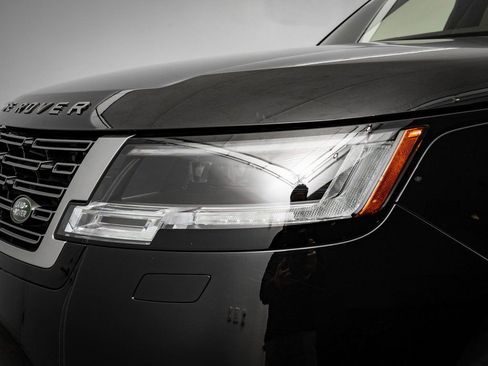 New 2026 Land Rover Range Rover SE AWD/4WD image 16
