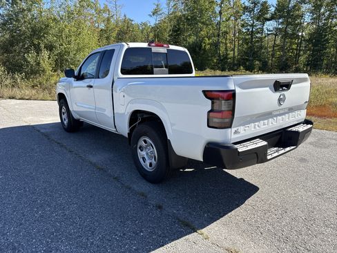New 2026 Nissan Frontier S image 5