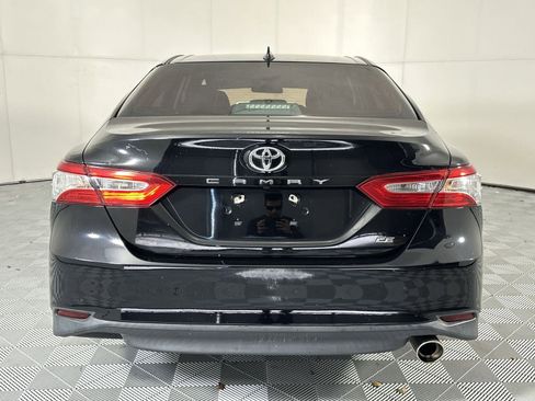 Used 2019 Toyota Camry LE FWD image 7