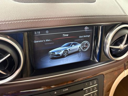 Used 2018 Mercedes-Benz SL 450 w/ Premium I Package image 26