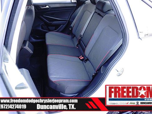 Used 2024 Volkswagen Jetta GLI 40th Anniversary Edition image 14