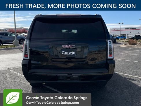 Used 2016 GMC Yukon XL SLT w/ Open Road Package image 6