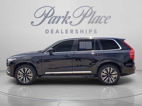 Used 2025 Volvo XC90 T8 Plus w/ Protection Package Premier AWD/4WD image 2