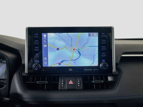 Used 2021 Toyota RAV4 XSE AWD/4WD image 17