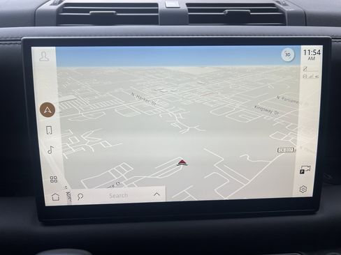 Used 2024 Land Rover Defender 110 V8 image 19