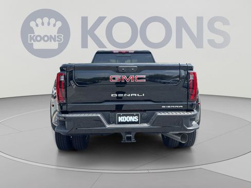 New 2026 GMC Sierra 3500 Denali w/ Denali Reserve Package AWD/4WD image 5
