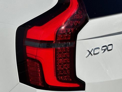 New 2026 Volvo XC90 T8 Ultra AWD/4WD image 34