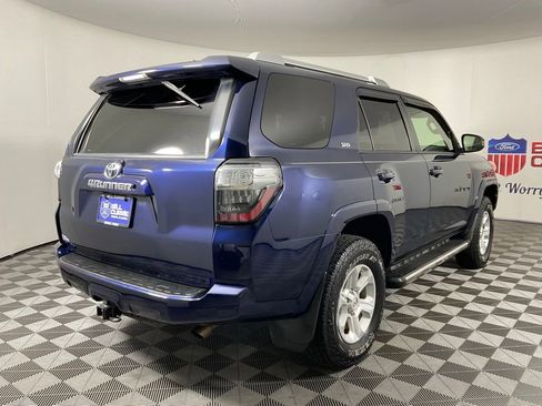 Used 2015 Toyota 4Runner SR5 RWD image 3