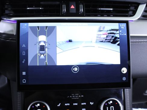 Used 2025 Jaguar F-PACE R-Dynamic S image 28