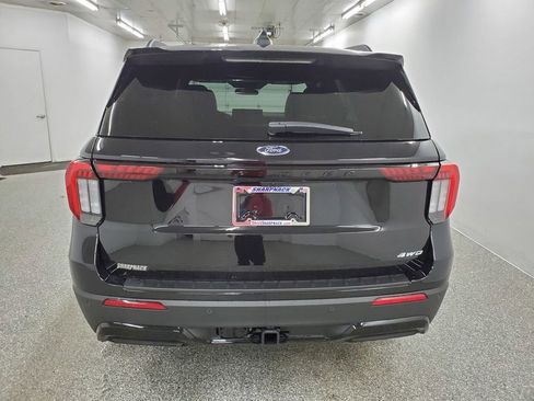 New 2026 Ford Explorer ST-Line AWD/4WD image 5