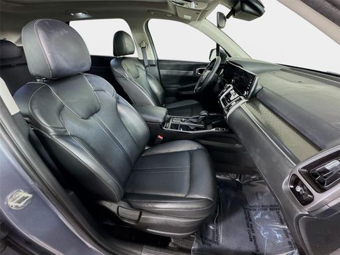 Certified 2023 Kia Sorento S w/ Panoramic Sunroof Package FWD image 29