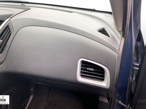 Used 2017 Chevrolet Equinox LT image 16