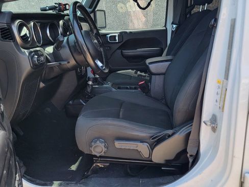 Used 2020 Jeep Gladiator Sport w/ Quick Order Package 24S AWD/4WD image 14