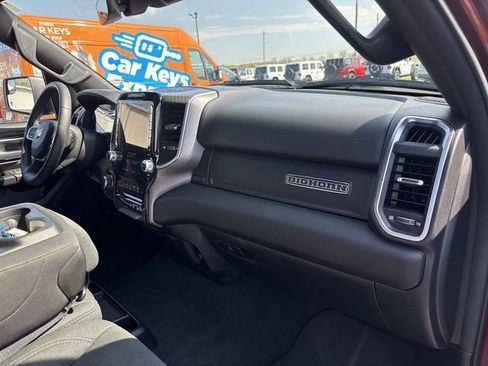 Used 2025 RAM 1500 Big Horn AWD/4WD image 36