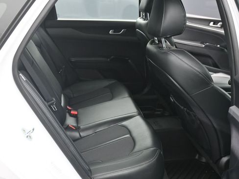 Used 2022 Kia K5 GT-Line AWD/4WD image 12