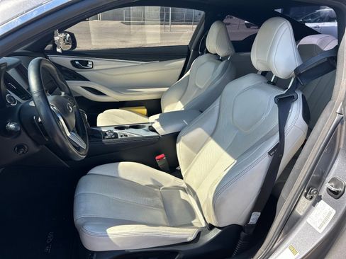 Used 2017 INFINITI Q60 Red Sport 400 image 13