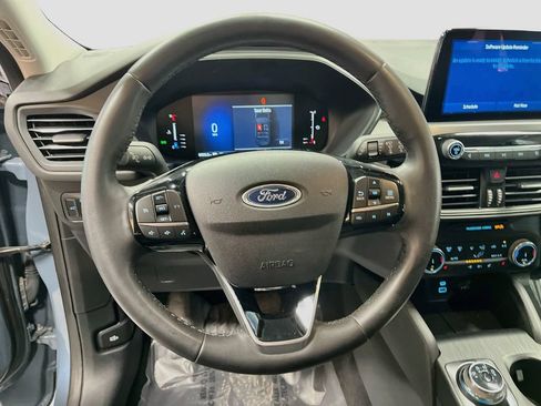 Used 2023 Ford Escape Active AWD/4WD image 11