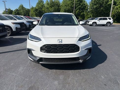 Used 2023 Honda HR-V LX image 2