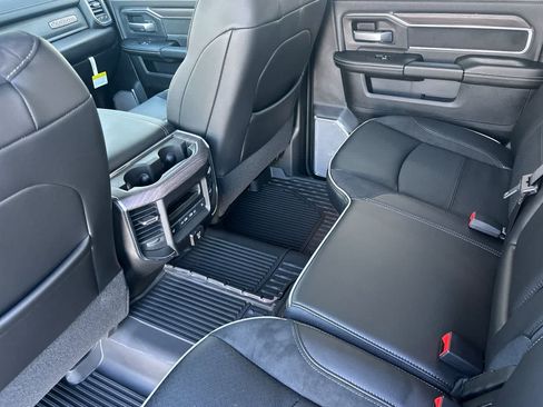 New 2026 RAM 3500 Laramie AWD/4WD image 4