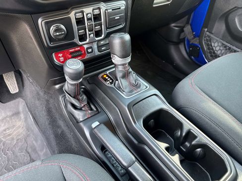 Used 2019 Jeep Wrangler Unlimited Rubicon AWD/4WD image 24