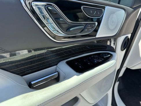Used 2024 Lincoln Navigator Black Label image 24