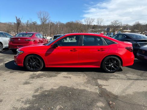 Used 2025 Honda Civic Sport image 15