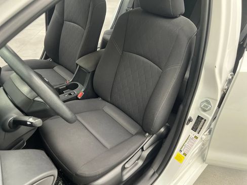 Used 2024 Toyota Corolla LE FWD image 11