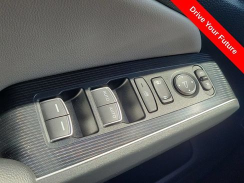 Used 2024 Honda Civic Touring image 18