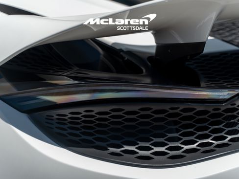 Used 2024 McLaren 750S RWD image 21