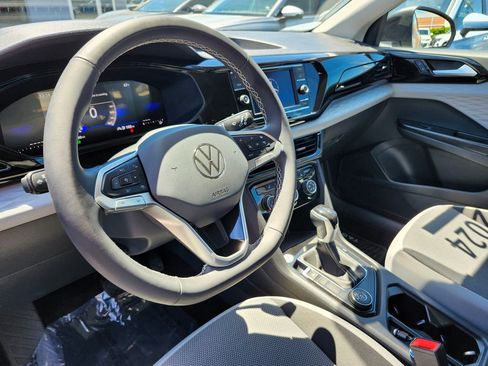 Used 2024 Volkswagen Taos S AWD/4WD image 7