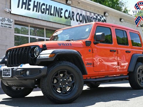 Used 2023 Jeep Wrangler Unlimited w/ Sun & Screen Package AWD/4WD image 1
